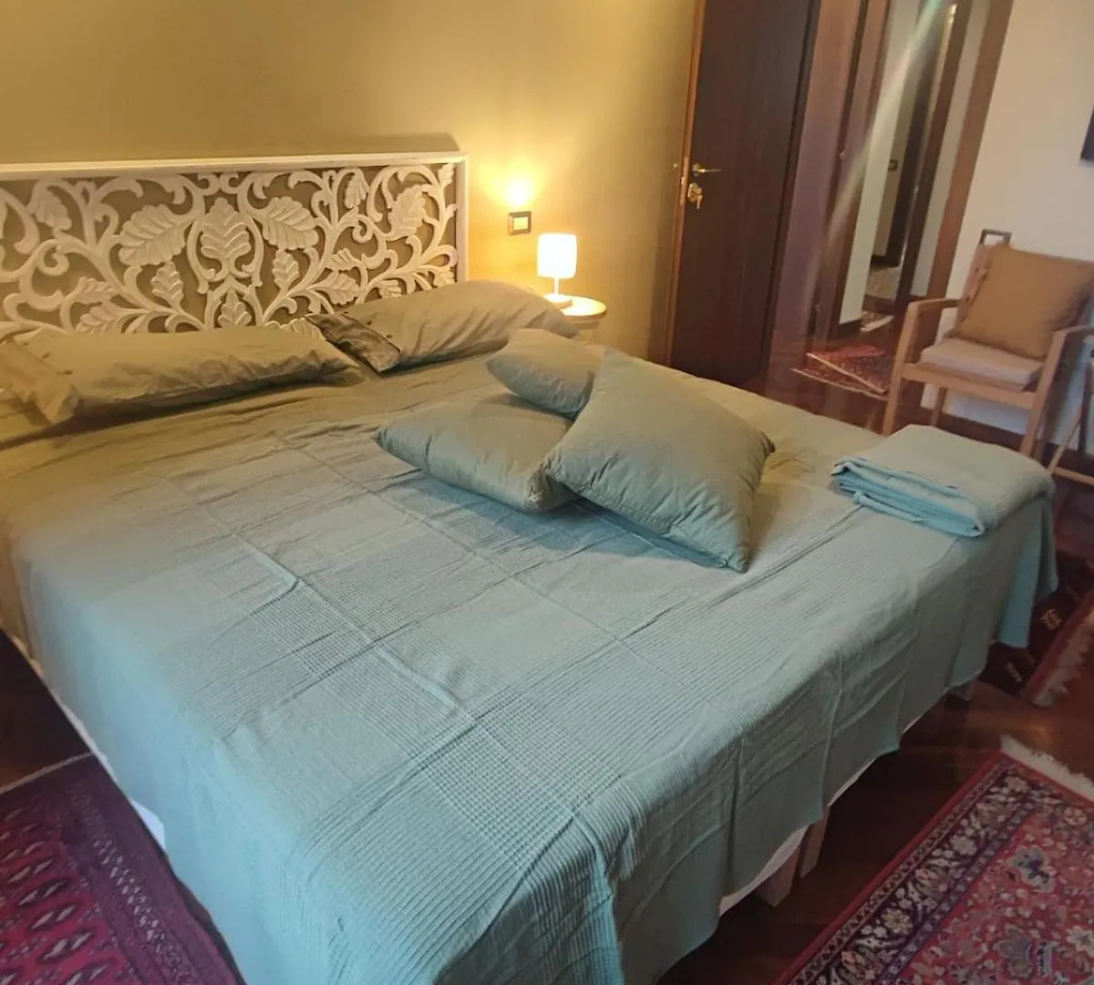 Periferia Chic Apartment Milan 0*,