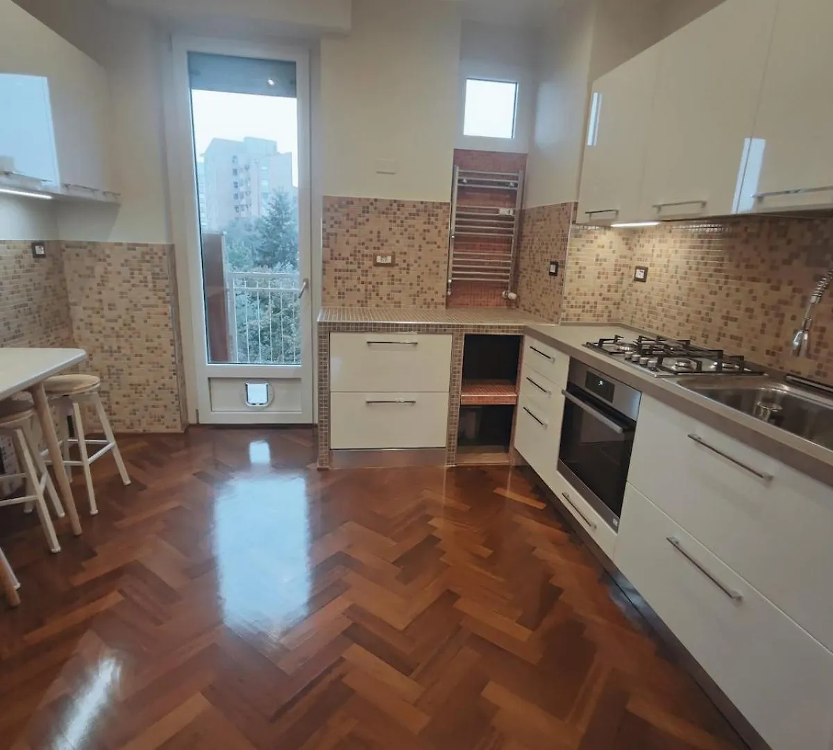 Periferia Chic Apartment Milan