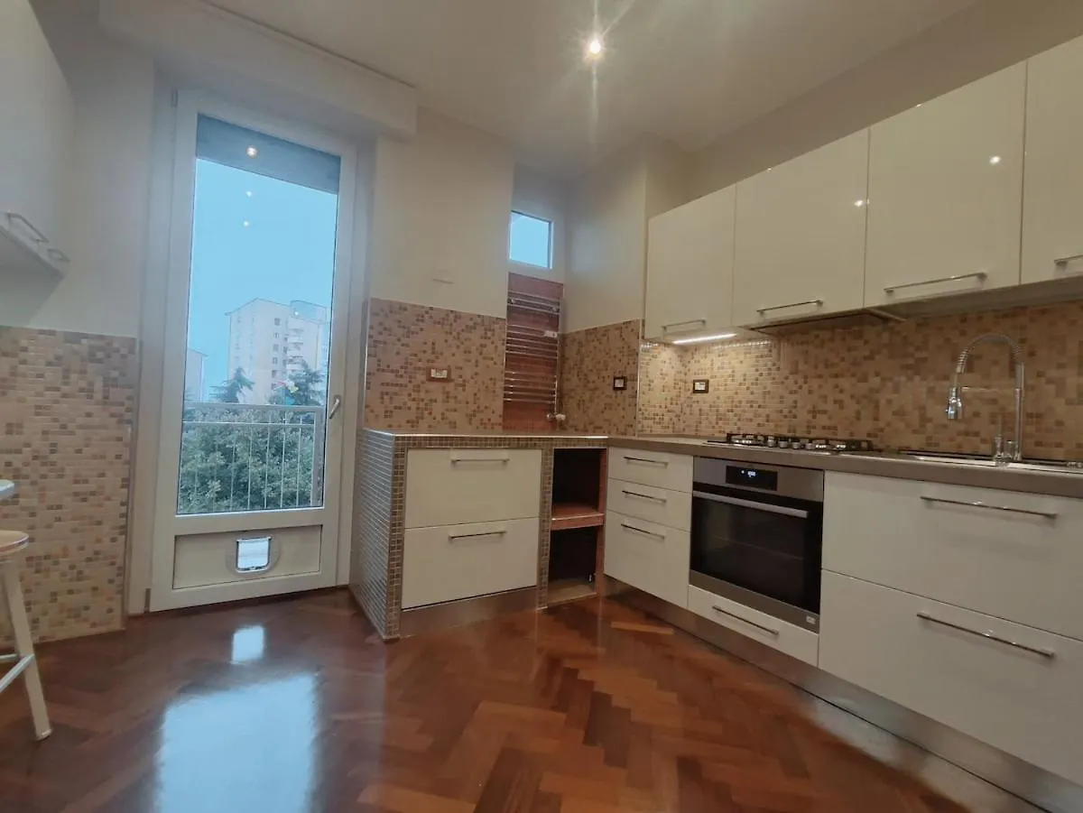 Periferia Chic Apartment Milan Italy