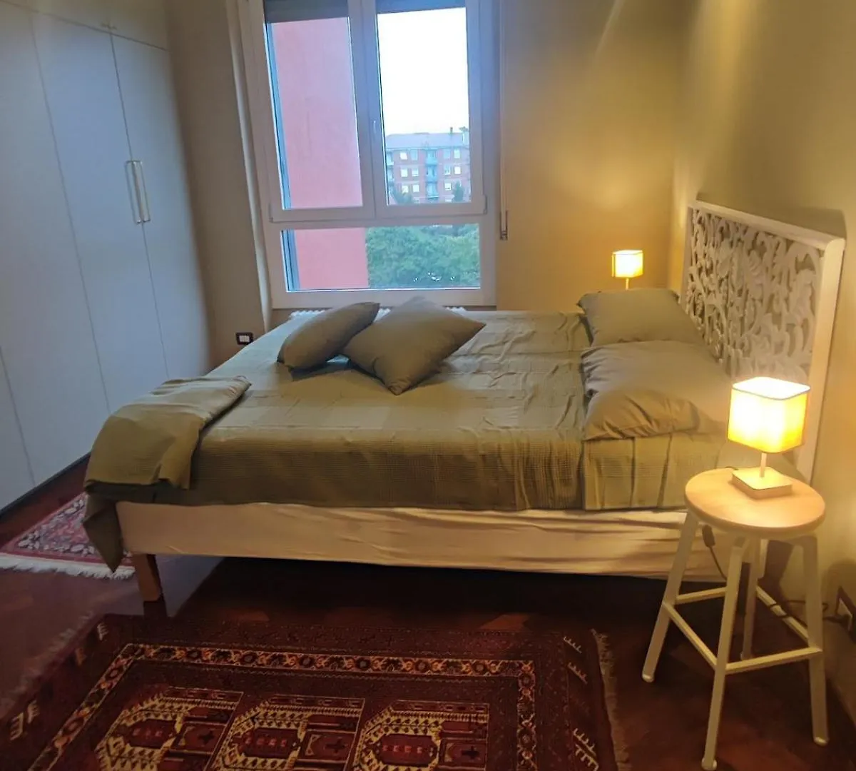 Periferia Chic Apartment Milan