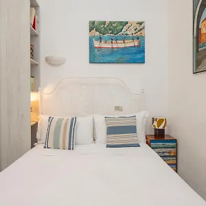 Апартаменты New In Downtown Close To Duomo, Милан